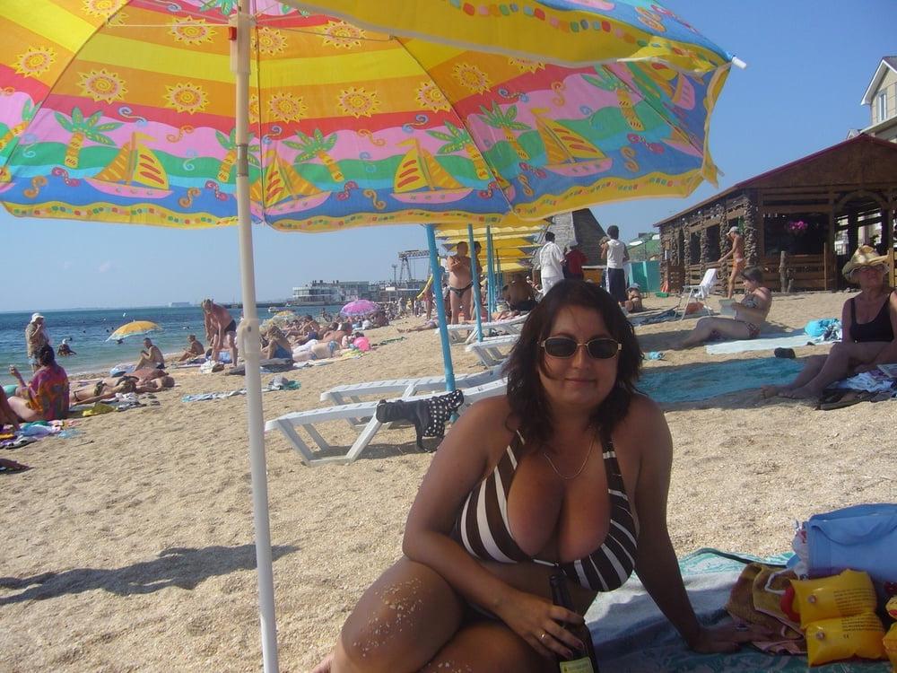 25P My Busty wife