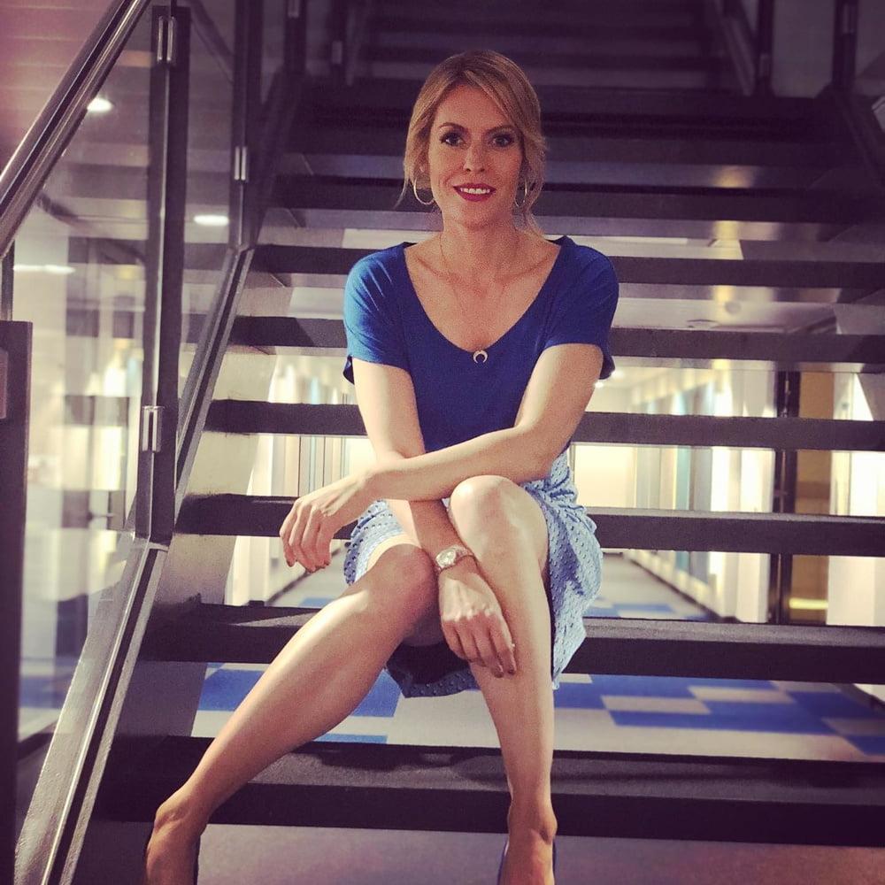 25P German TV Milf Jule Goelsdorf