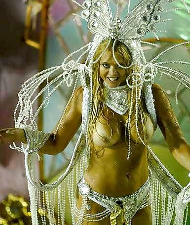 19P Carnival babes -1