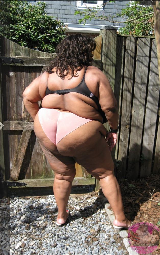 12P Black bbw 1