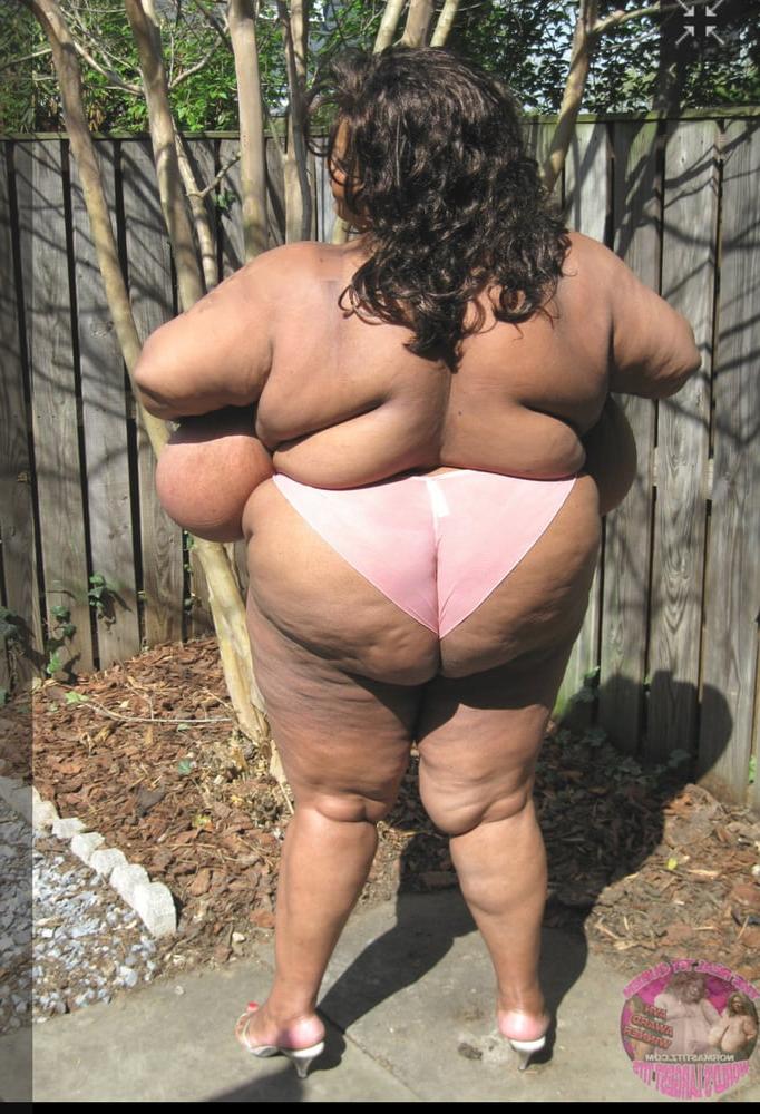 12P Black bbw 1