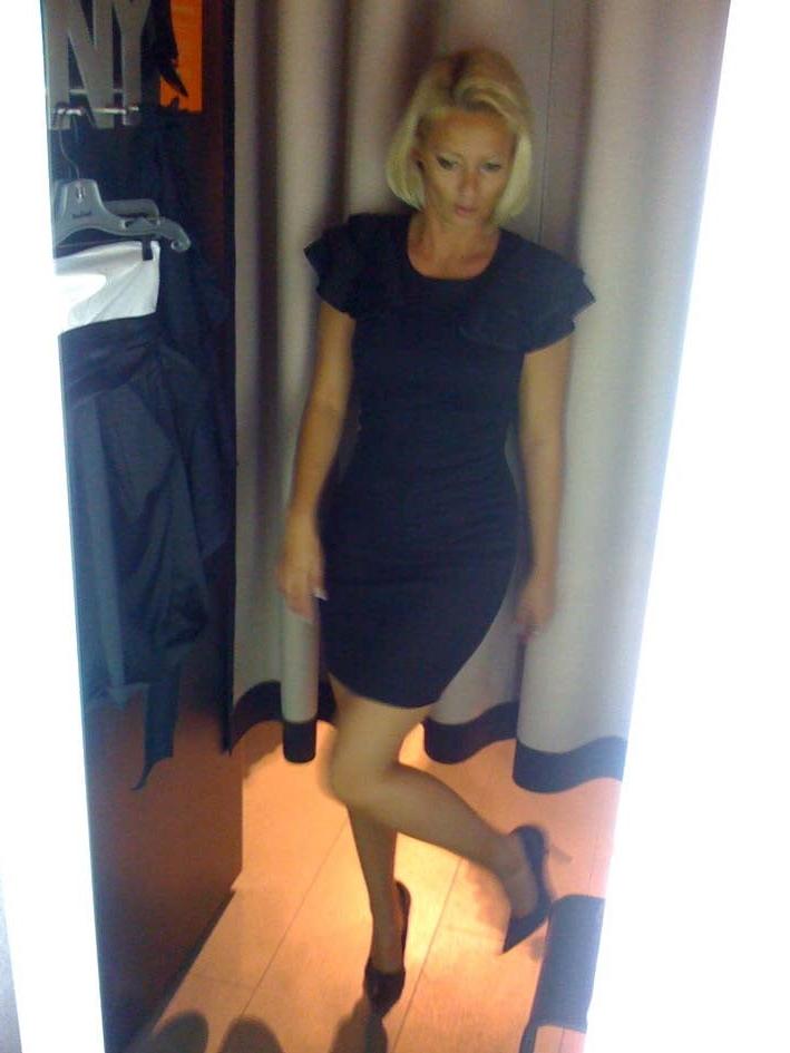 25P Euro wife J
