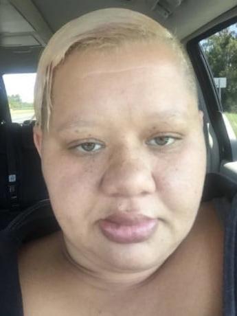 19P Albino Bbw pig
