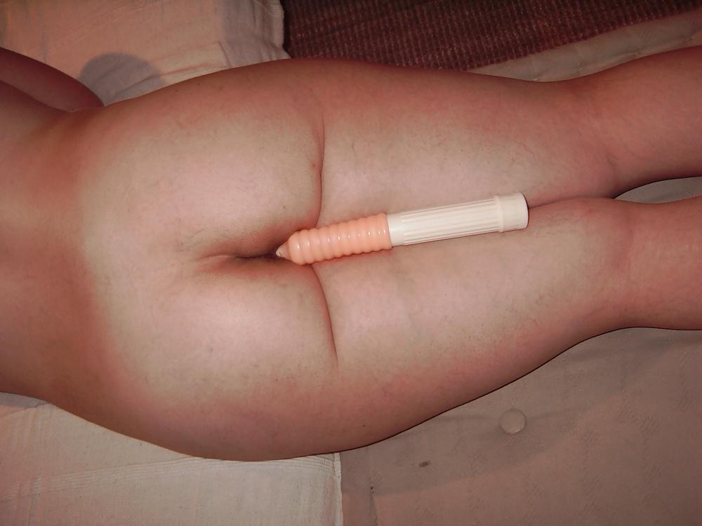 19P Milf with saggy tits does toy-stuffing - N. C. 