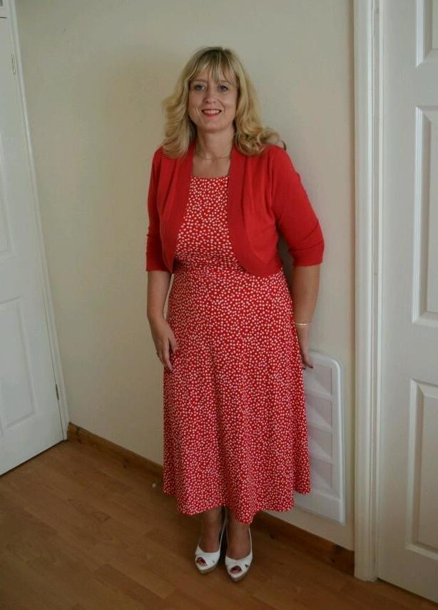 15P UK wife A