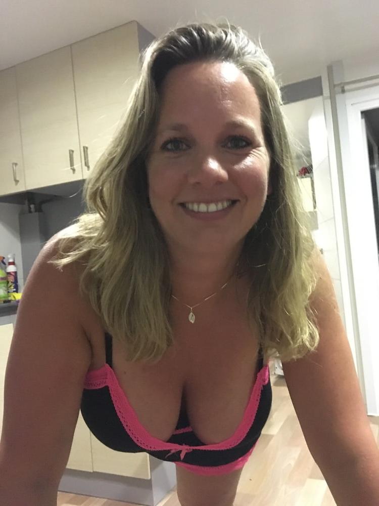 25P Submitted wife