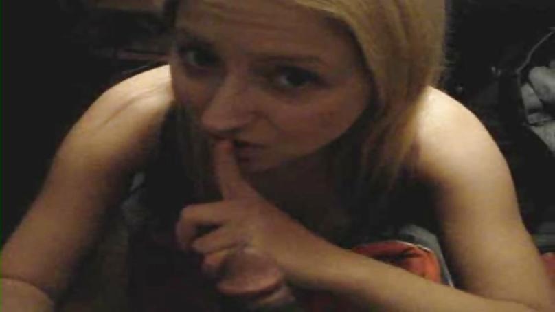 21P CelPhone Pix - Married Kim Sucks A BBC