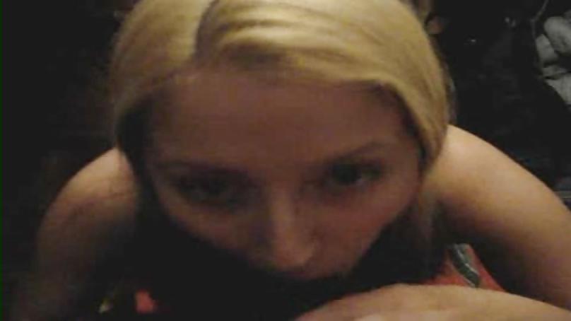 21P CelPhone Pix - Married Kim Sucks A BBC