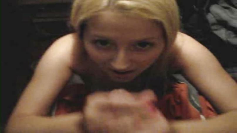 21P CelPhone Pix - Married Kim Sucks A BBC