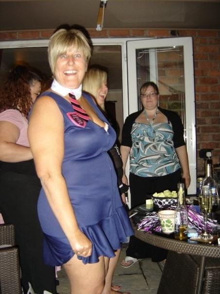 25P UK wife K's friends
