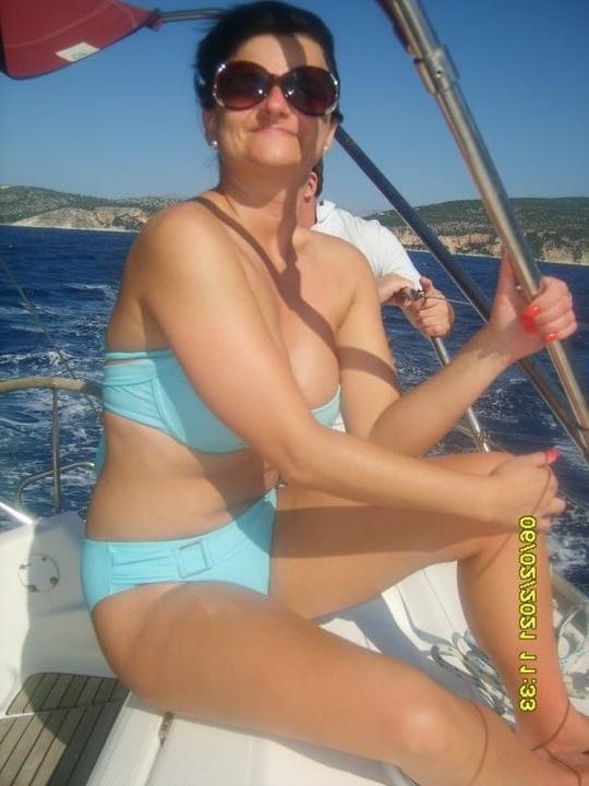 25P UK wife K's friends