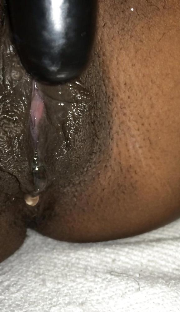10P Ebony milf