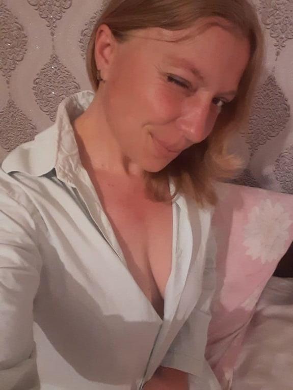 23P Another hot german Instagram MILF