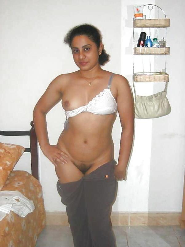 9P SOUTH INDIAN HOT AUNTY