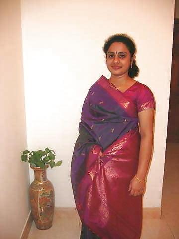 9P SOUTH INDIAN HOT AUNTY