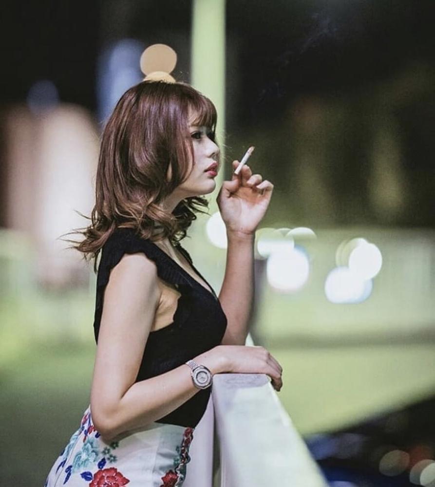 25P Smoking Ladies 24 (Asian Lovelies)