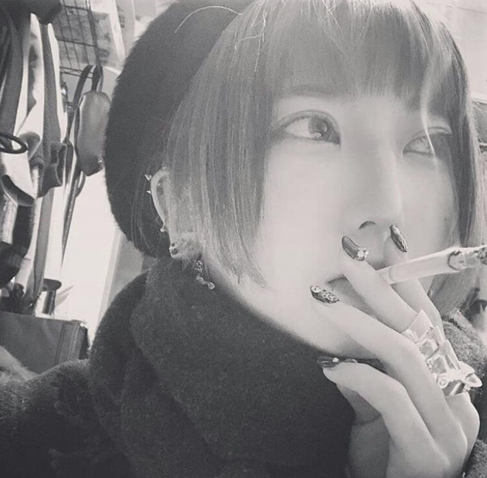 25P Smoking Ladies 24 (Asian Lovelies)