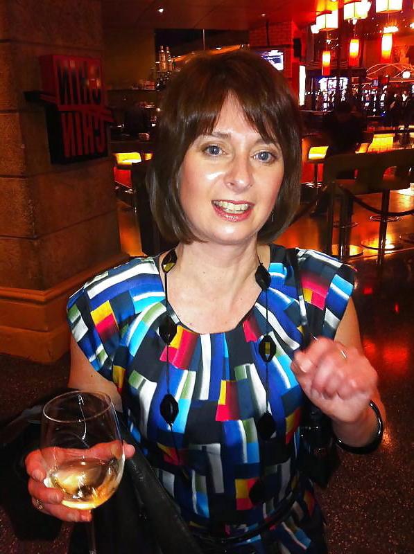 25P Claire UK wife and slut