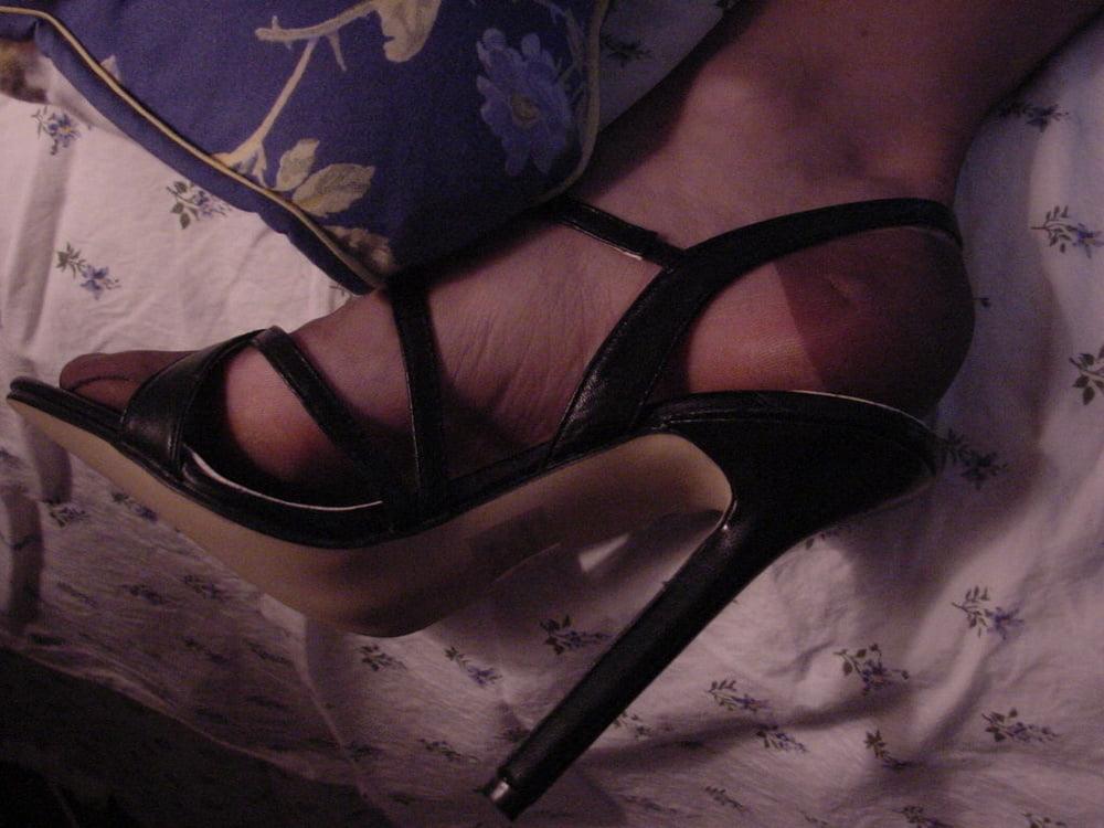 25P RHT stocking Wife 7