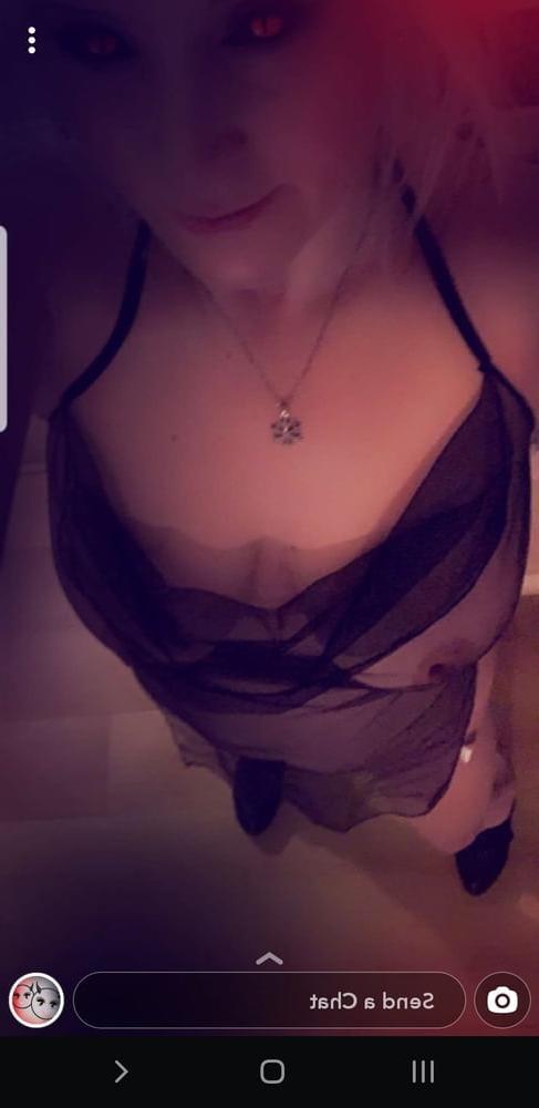 25P 44yo Canadian Sub-Slut Wife on Her Knees Showing Her Holes