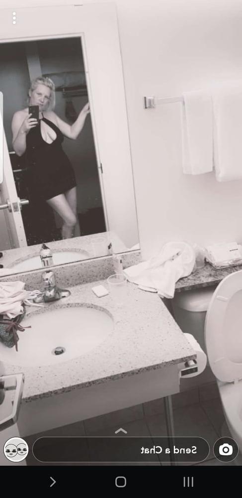 25P 44yo Canadian Sub-Slut Wife on Her Knees Showing Her Holes