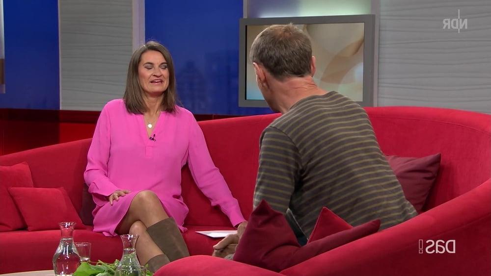 25P German TV Milf Inka Schneider