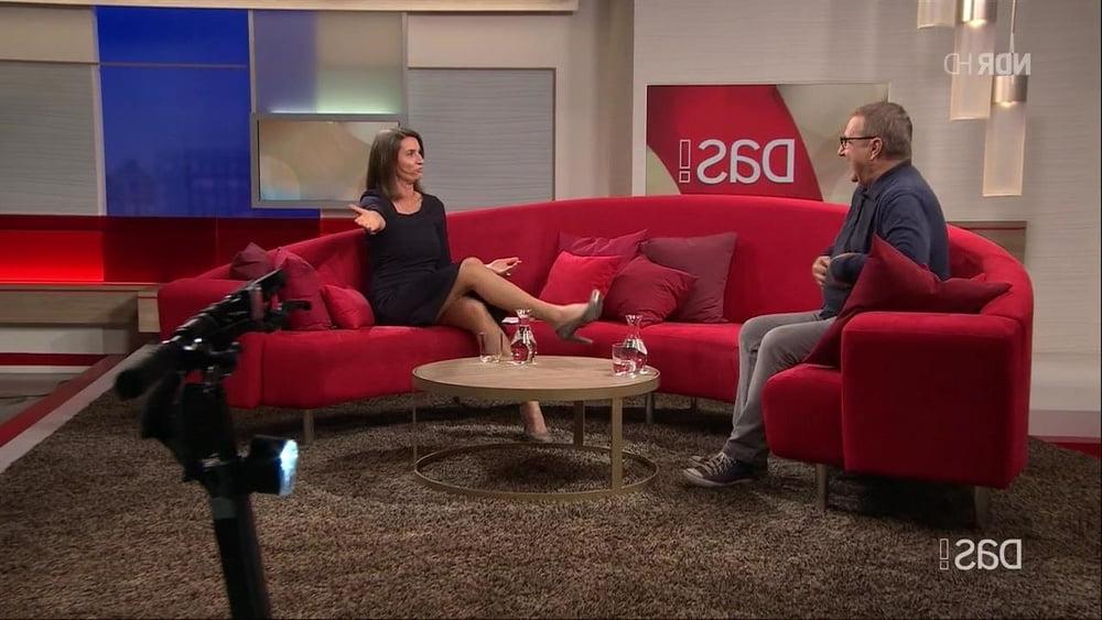 25P German TV Milf Inka Schneider