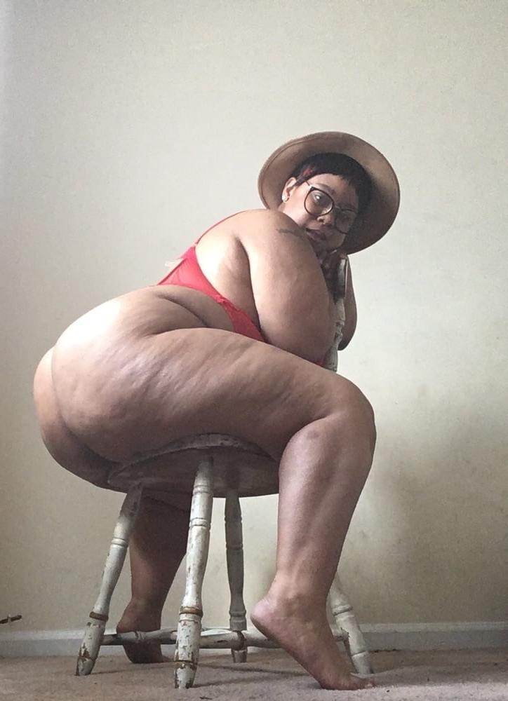 25P black bbw