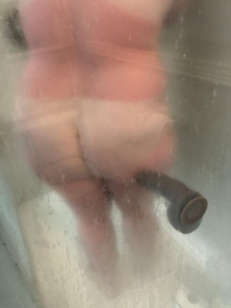21P Wife with black dildo