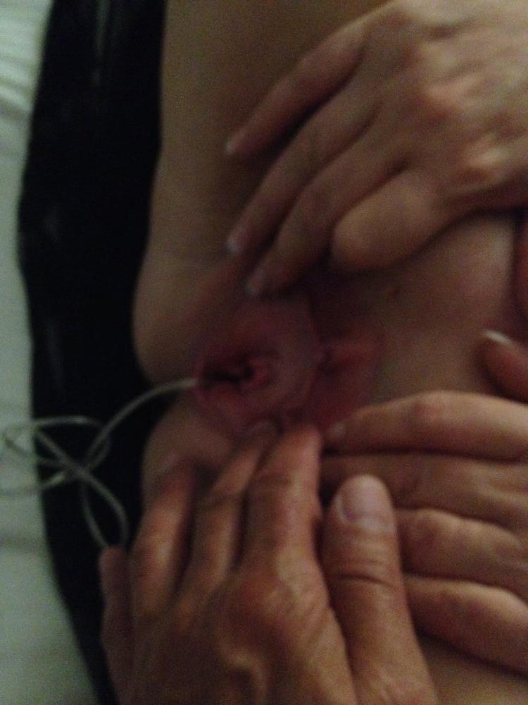 25P Wife masturbates