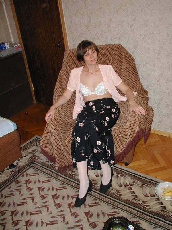 25P Wife in stockings