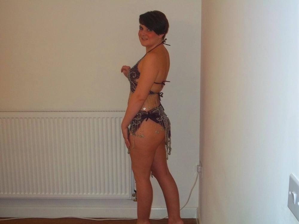 25P Young UK wife E