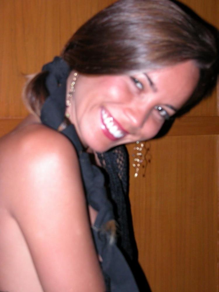 25P Naughty wife 44