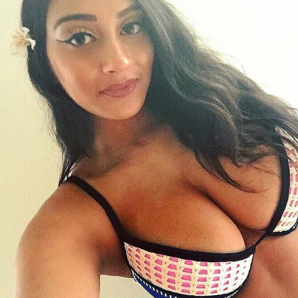 25P Collection Mix Hot Indian Asian 54