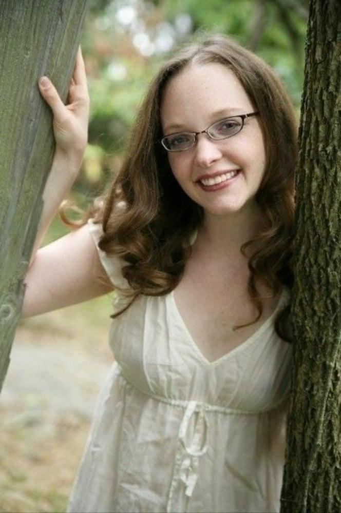 12P Slutty wife
