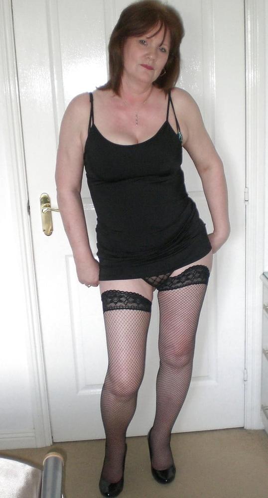 11P UK wife J
