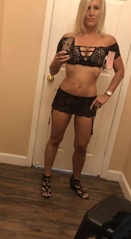 25P Professional Wife Being a Slut