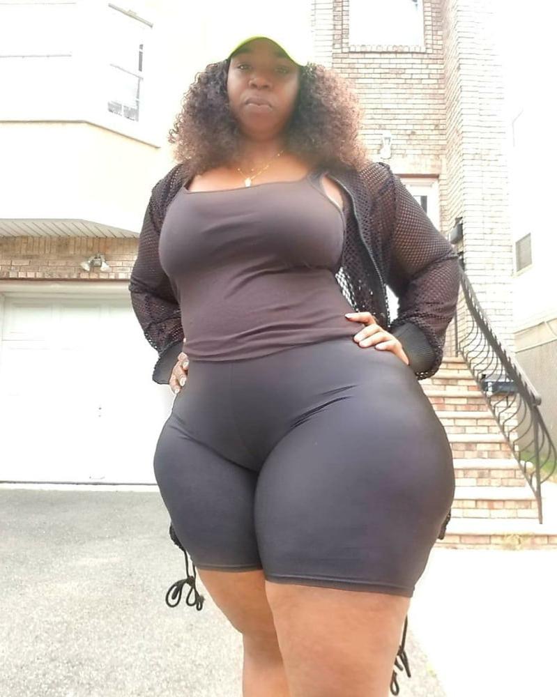 9P making BBWs look good 15