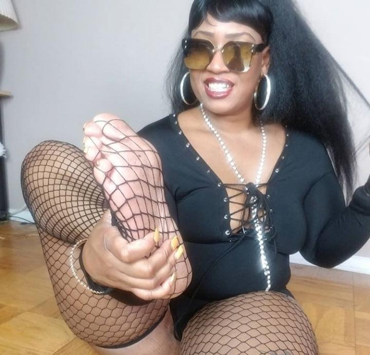 25P Naughty Haitian BBW