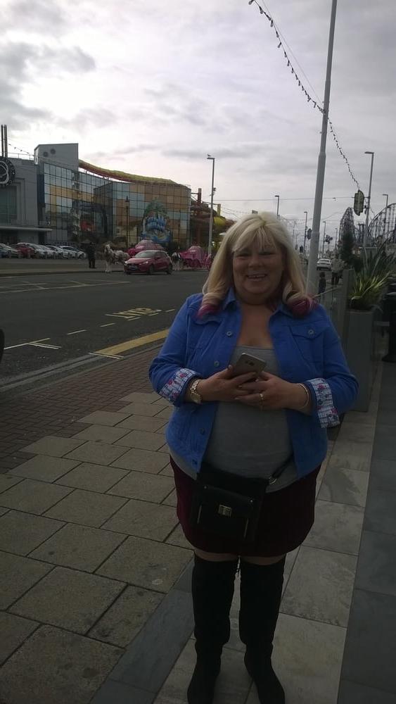 25P Nita Filthy Slag Wife from Birmingham UK