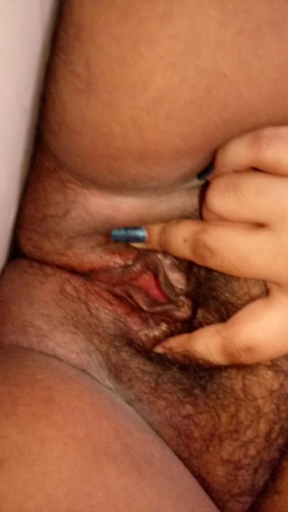 9P Thick Indian babe nudes