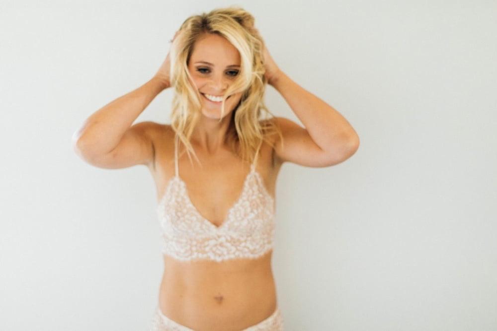 25P Sexy slim blonde wife Alexa - enjoy!