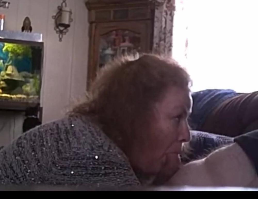 5P Ugly Pig Wife sucks cock
