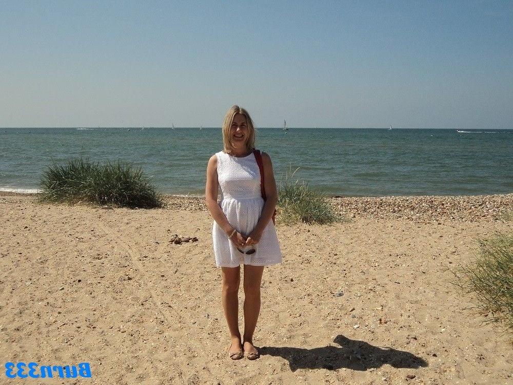 25P Sexy Blonde Amateur Wife