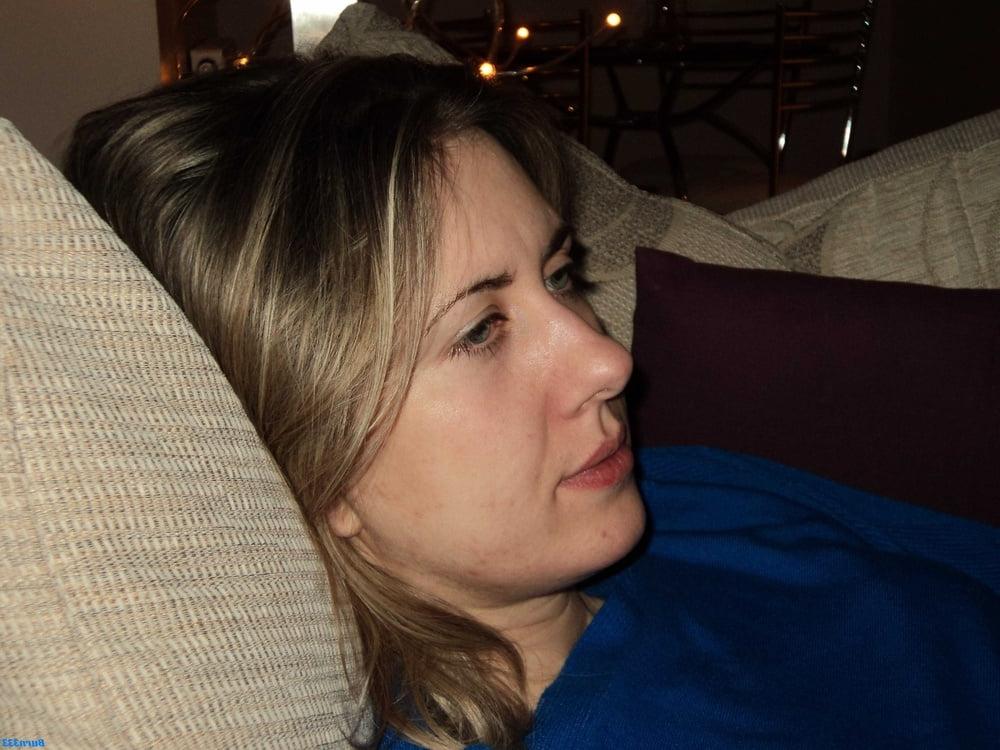 25P Sexy Blonde Amateur Wife