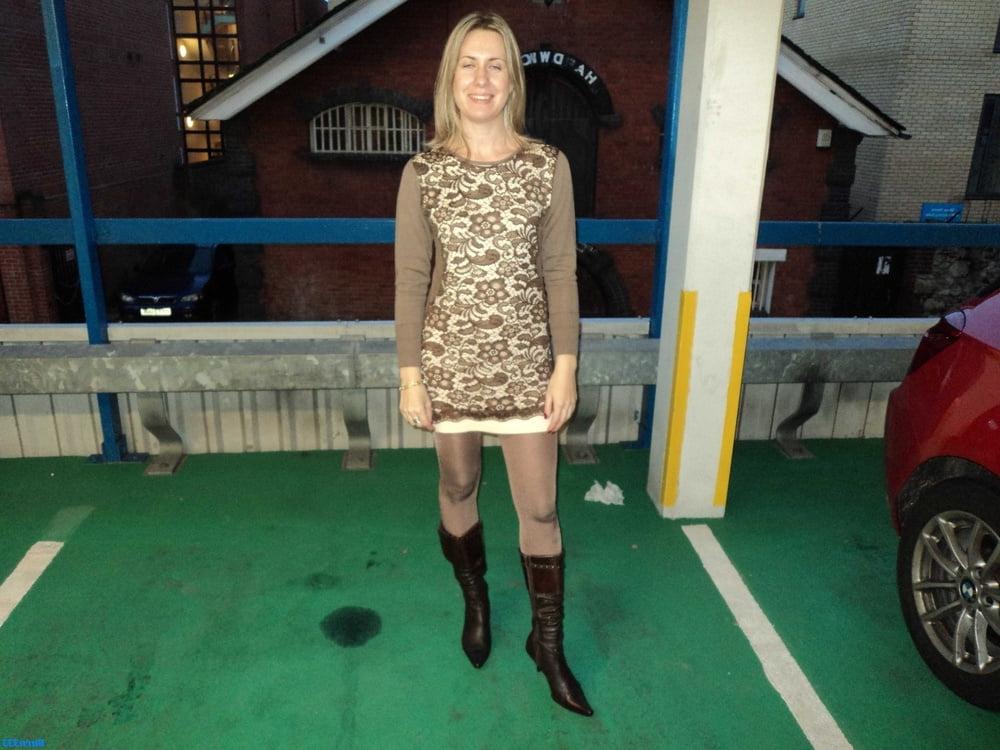 25P Sexy Blonde Amateur Wife