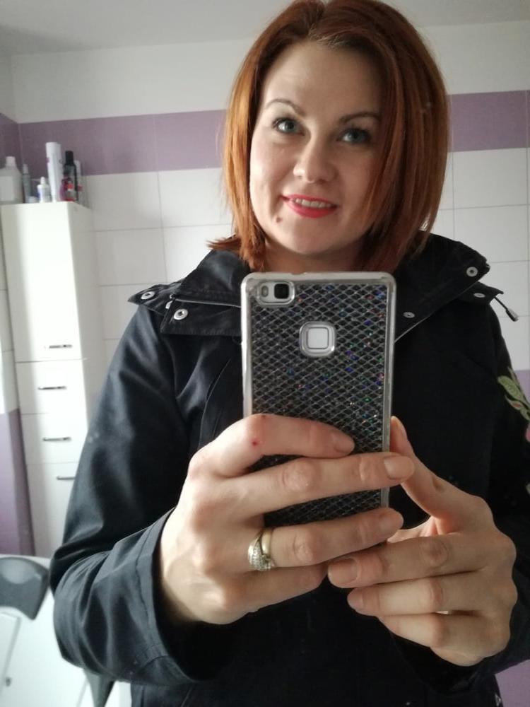 25P Malwina 32 Gdansk - Polish busty amateur wife.