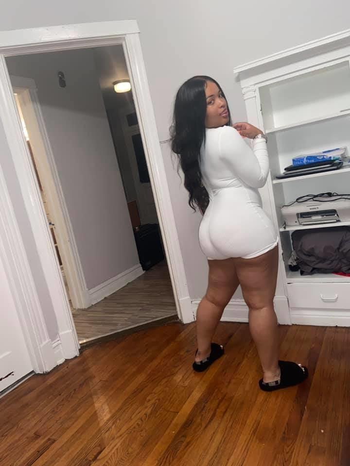 25P Ebony Spandex Cameltoes, Assess