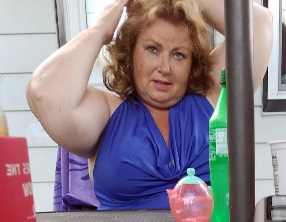 7P Ugly Pig Wife Chris not nude