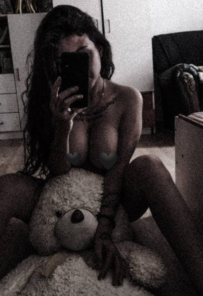 25P Milica - SERBIAN SLUT BIG ASS SRPSKA KURVA U DUPE JE JEBAT
